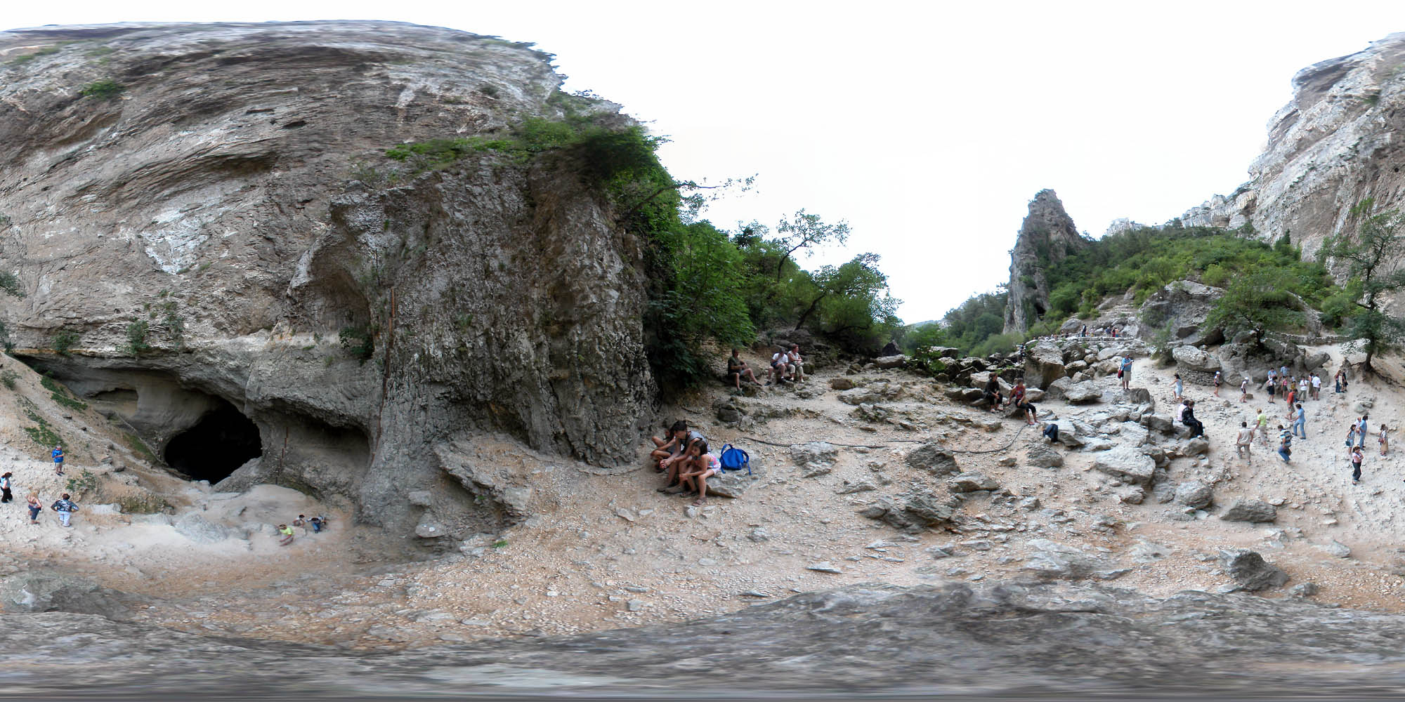 Vokliški izvir 2004