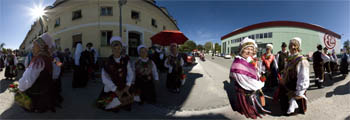 Celozaslonska prostorska slika - FULL SCREEN 360° Surround Photography